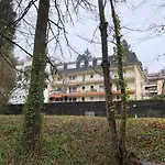 Moderne Ferienwohnung Nahe Swr Und Golfplatz